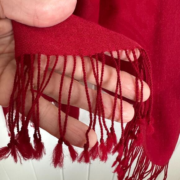 PATRIC FRANCIS Wool Scarf Red Fringe Extra Soft 15"x70" Ireland Flaws See Pics - Picture 2 of 6